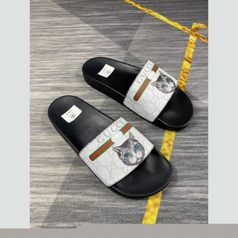 G*u*i slippers